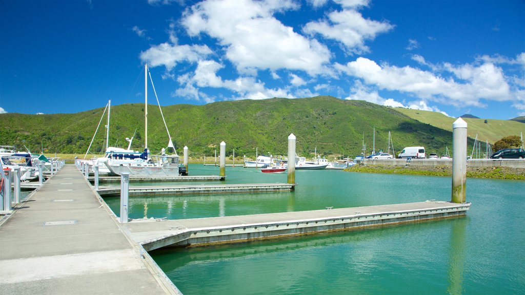 Havelock montrant une baie ou un port