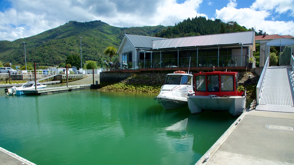 Marlborough which includes boating, forest scenes and a bay or harbour