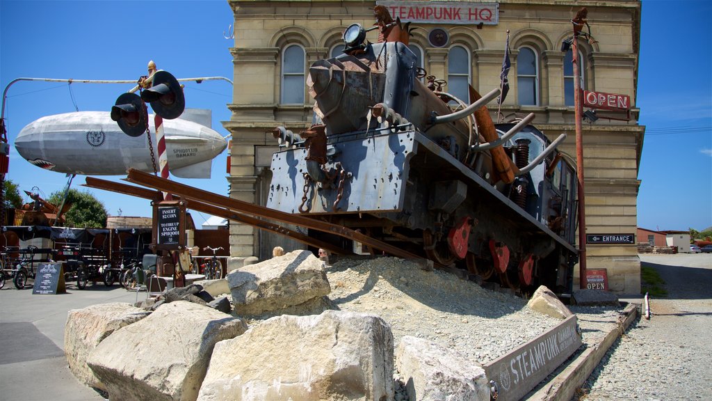 Oamaru mostrando arte al aire libre