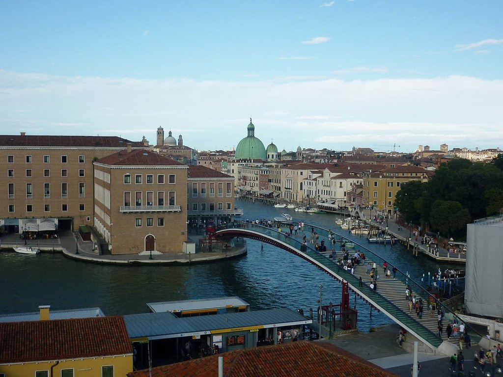 1200px-Ponte_della_Costituzione.jpg?1549453070