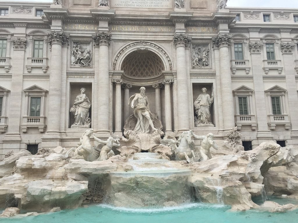 fontana_di_trevi.jpg?1563206361