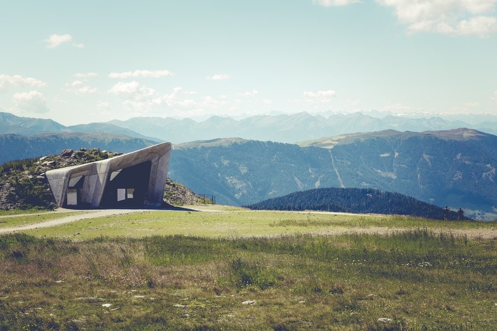 Mus%C3%A9es_de_la_montagne_Messner_CC0.jpg?1542874678