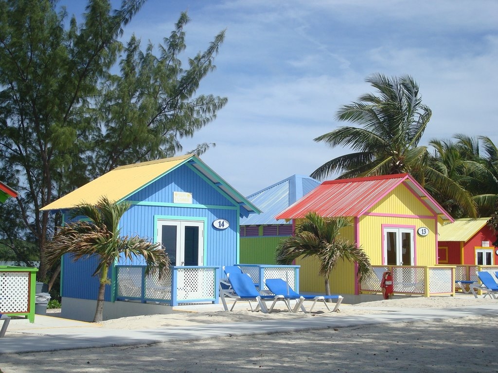 Bahamas_architecture_CC0.jpg?1545993346