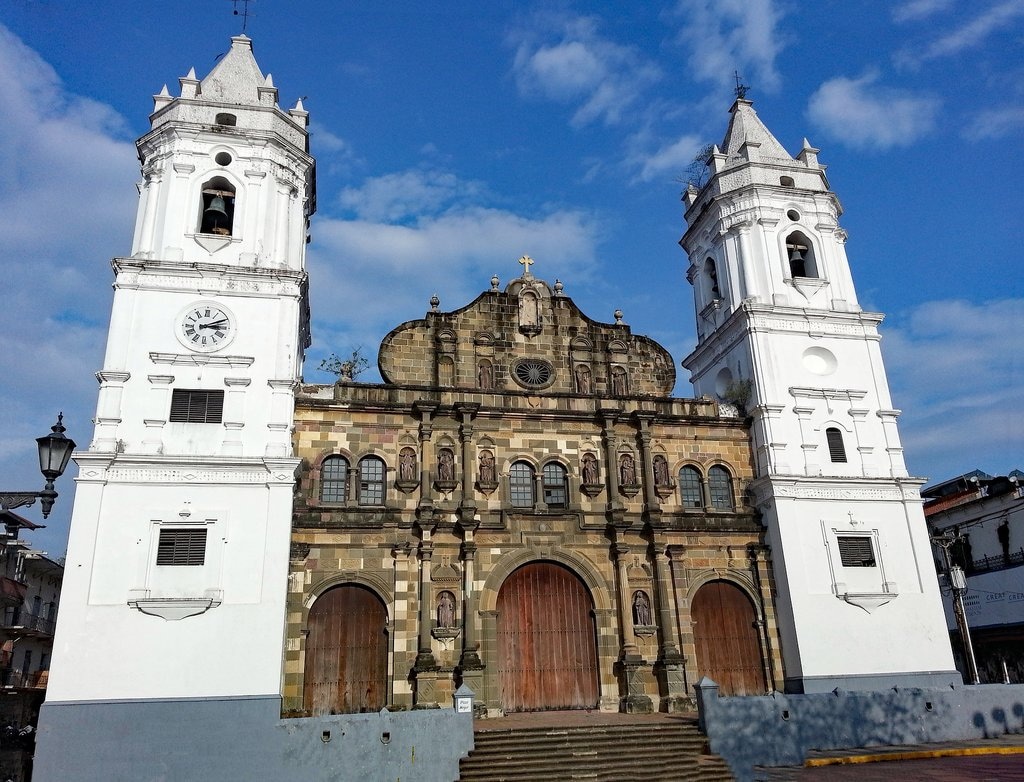 panama-city-2108147_1920.jpg?1550318745