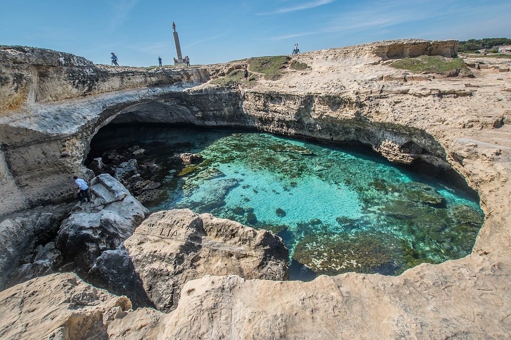 Roca_Vecchia_Grotta_della_Poesia.jpg?1557740036