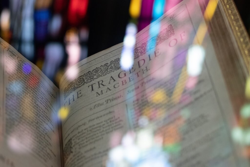 Close-Up-of-Macbeth-Shakespeare.jpg?1568039596