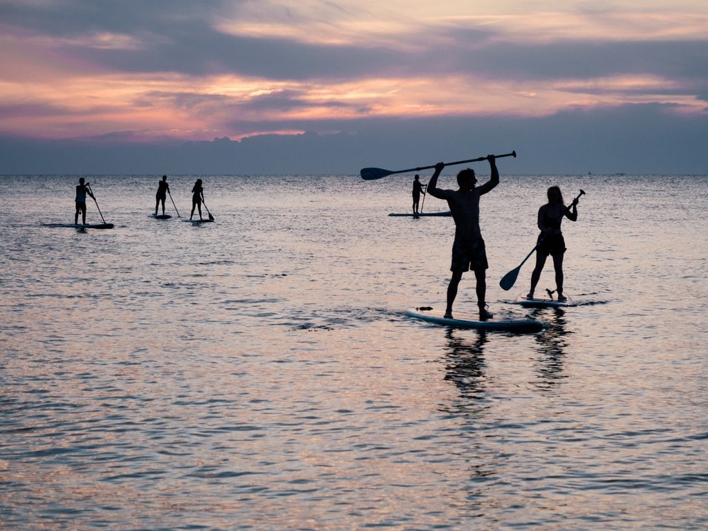 Paddleboarding-at-Sunset.jpg?1567937316