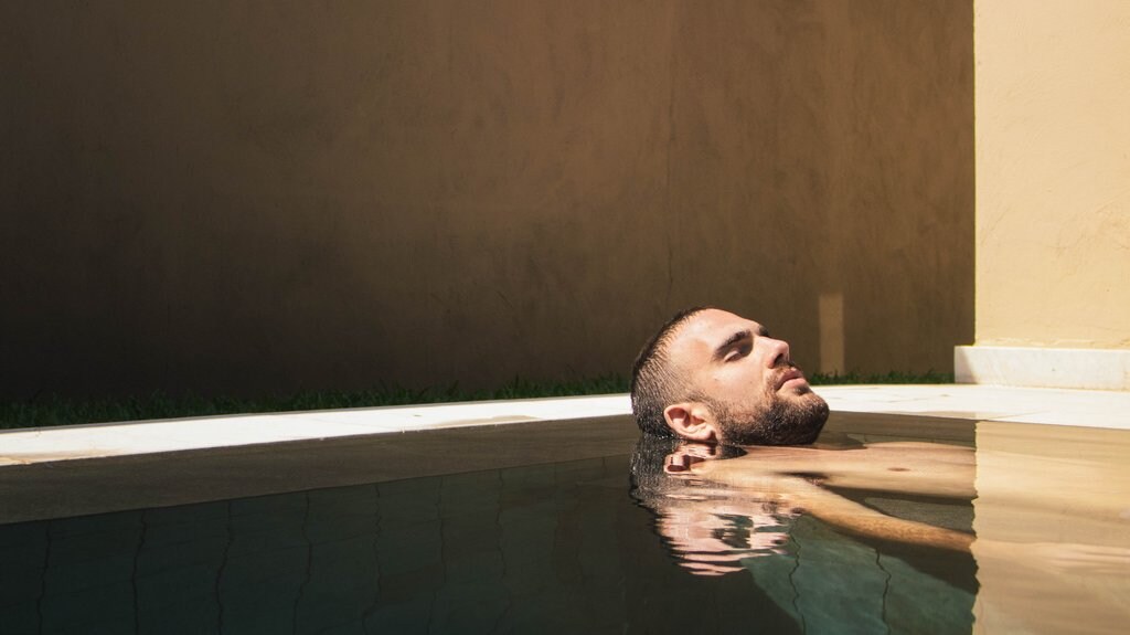 Relaxing-in-a-Spa.jpg?1568916199