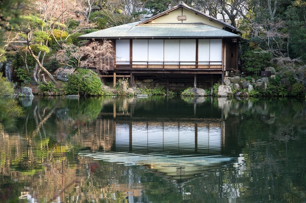 japan-3974720_1920.jpg?1567516436