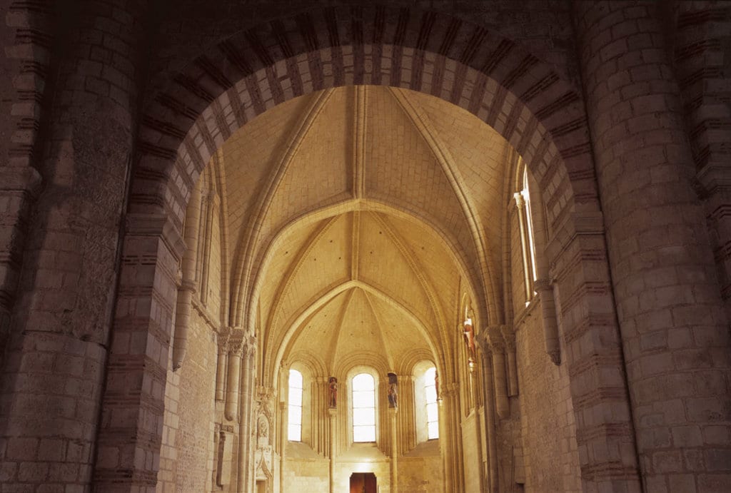 angersloirevalley-collegiale-saint-martin-angers-254483.jpg?1567758302