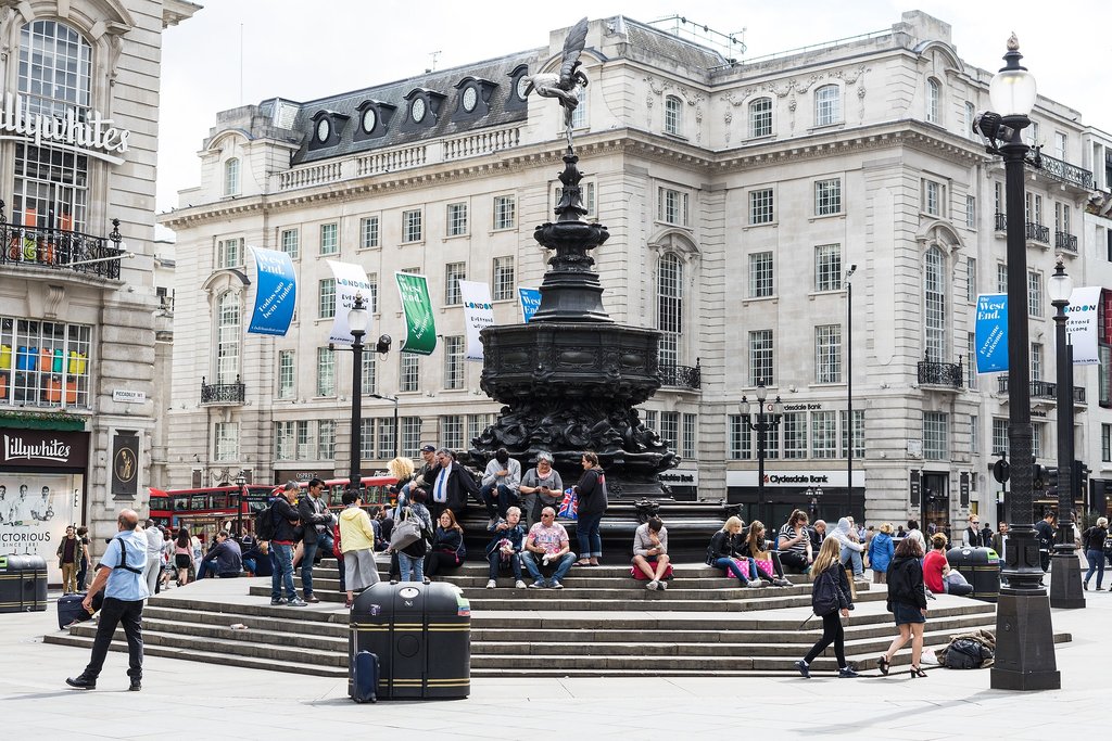 Piccadilly_Circus.jpg?1570727770