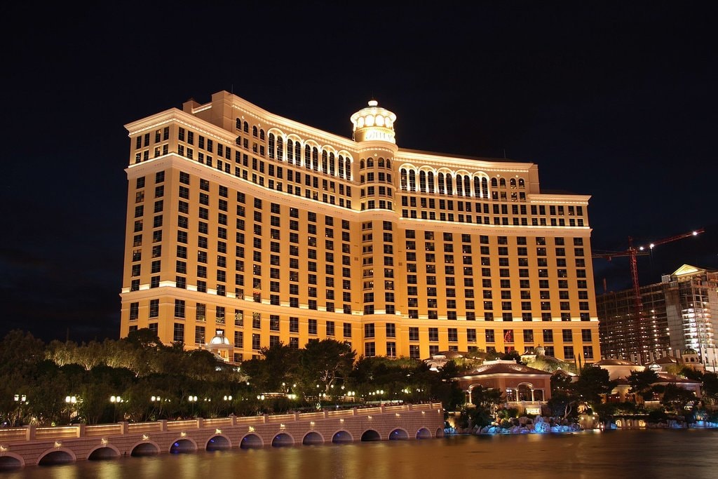 1620px-Bellagio_Las_Vegas_Nacht.jpg?1571041698