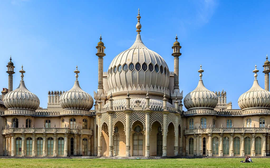 1730px-Brighton_royal_pavilion_Qmin.jpg?1571042331