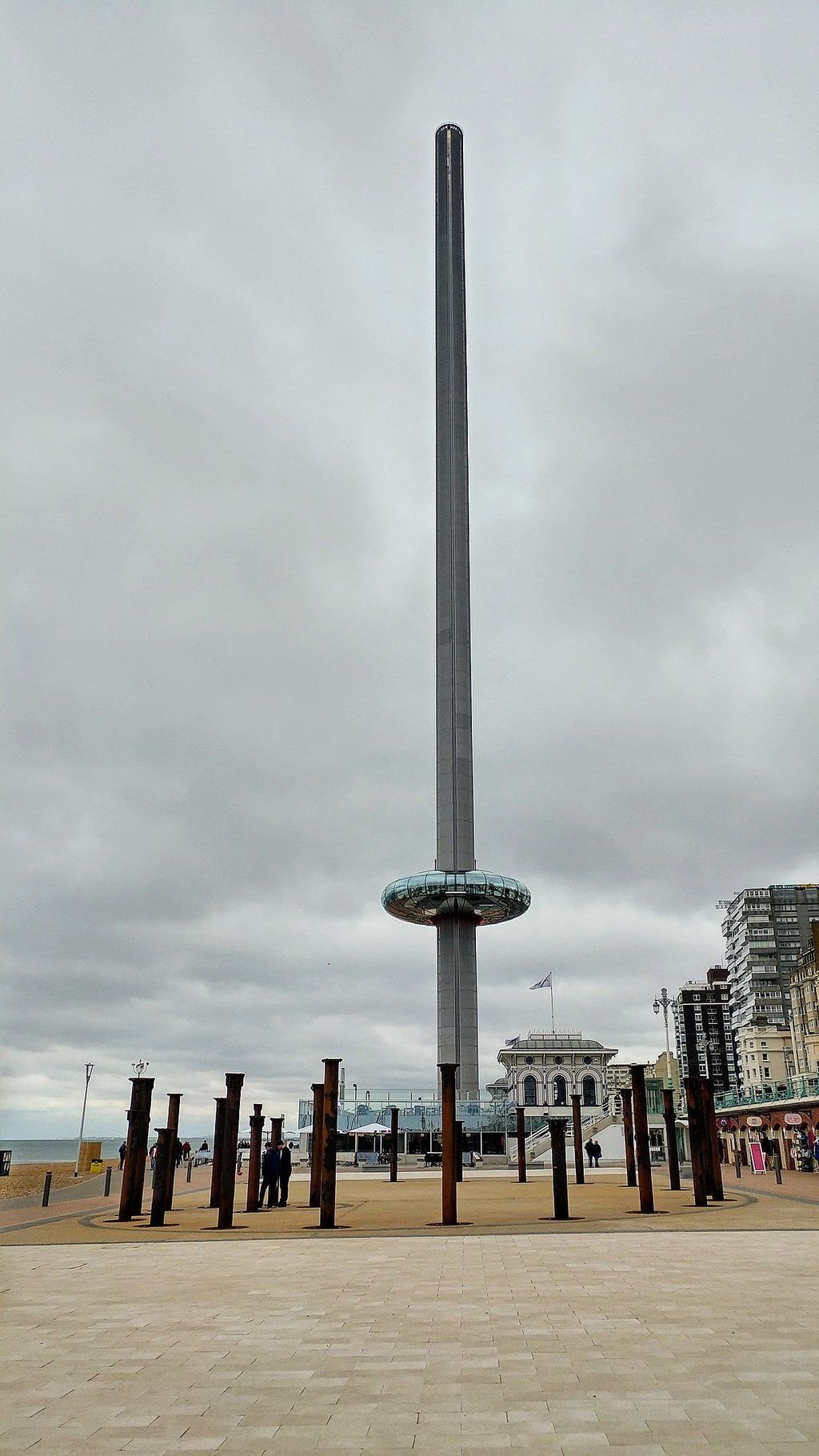 1215px-British_Airways_i360__Brighton_BN1_2FL.jpeg?1571042399