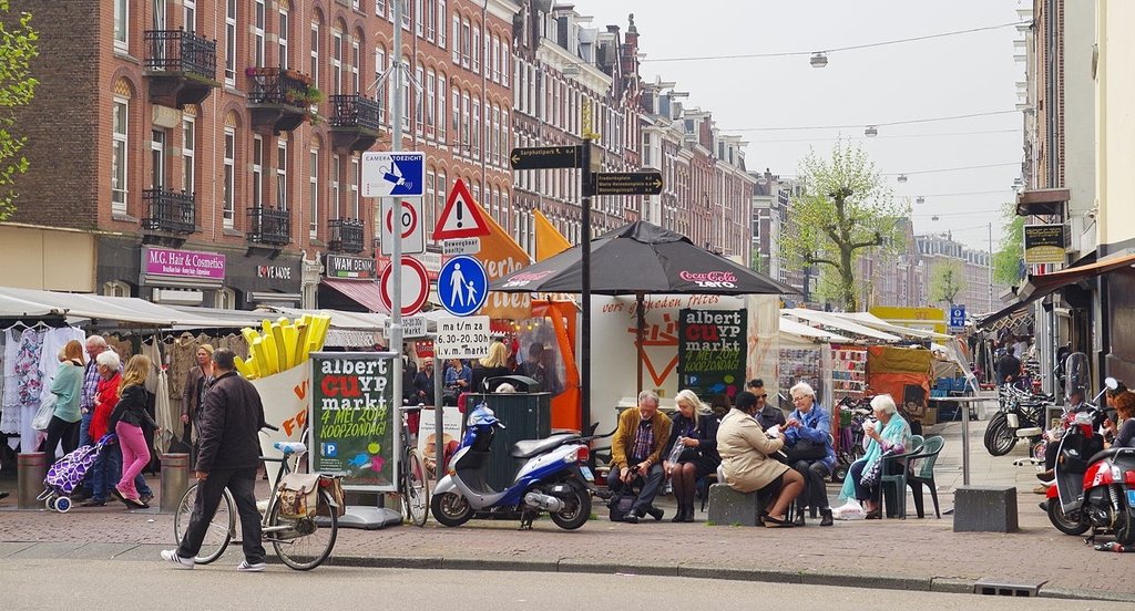 NL-amsterdam-albert-cuyp-markt-2.jpg?1570783770