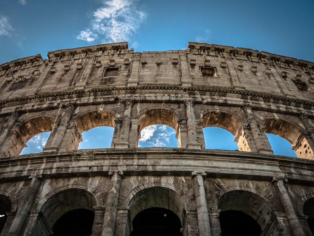 colosseum-1799672_1920.jpg?1570718584