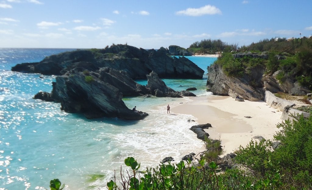 Bermuda_%28UK%29_image_number_235_view_from_bluff_looking_at_Horseshoe_Bay_beach.jpg?1571392665