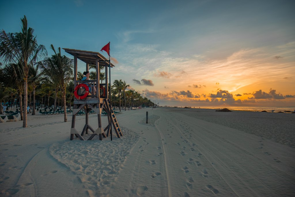 Playa_del_Carmen_-_Photo_by_Conor_Luddy_on_Unsplash.jpg?1564992778