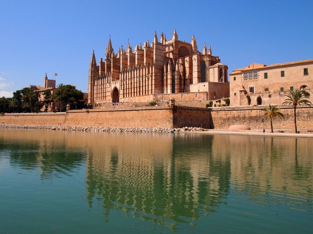 La_Seu_Cathedral_Palma_Mallorca_Spain.jpg?1571918593