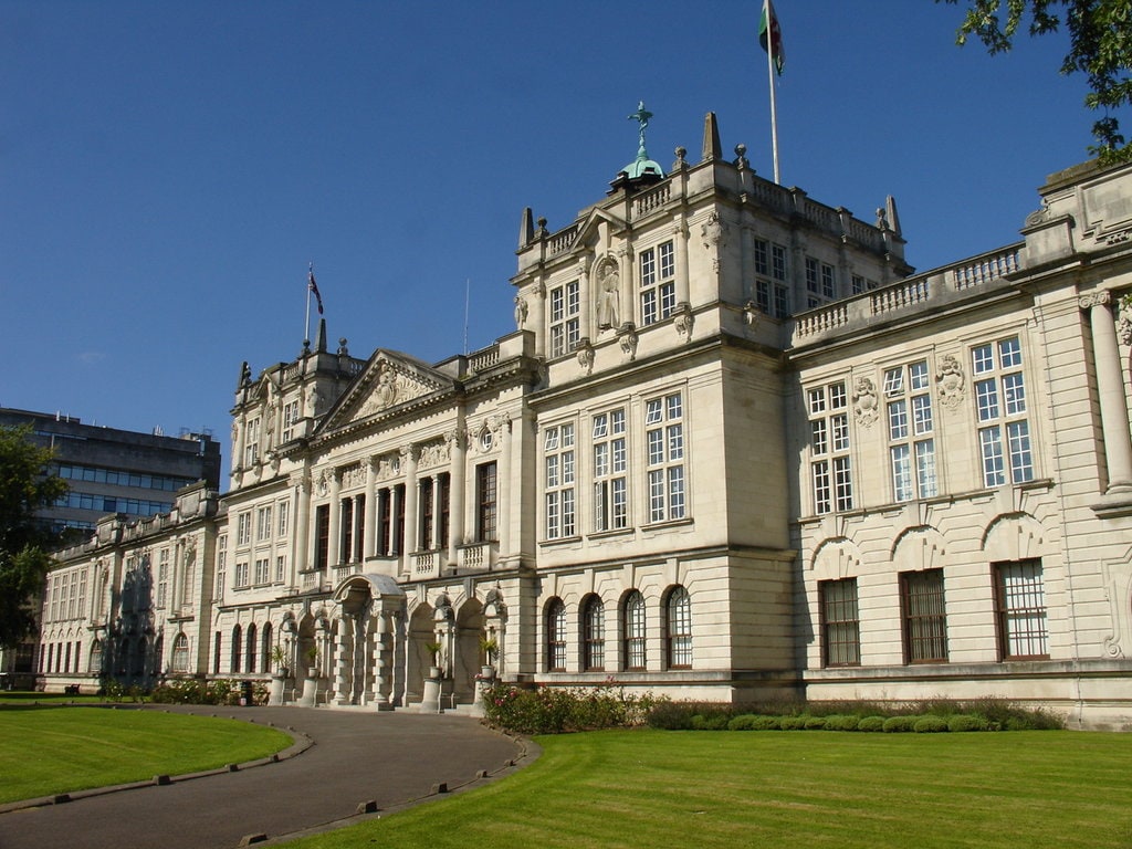 Cardiff_University_main_building.jpg?1572951782