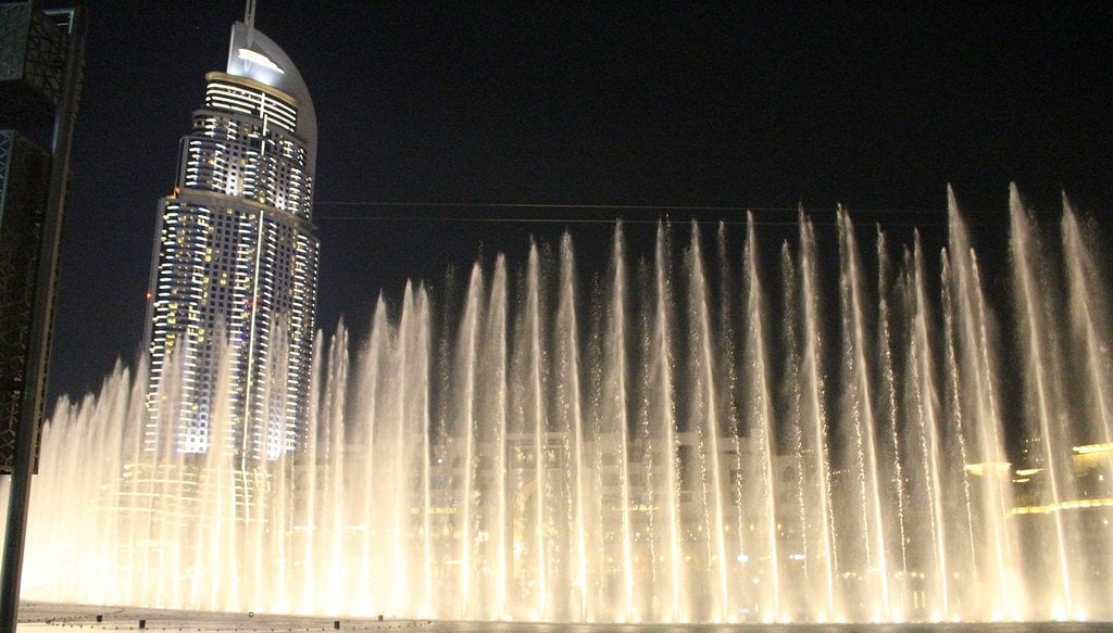 1620px-Dubai_Mall_Fountain.jpg?1572954537