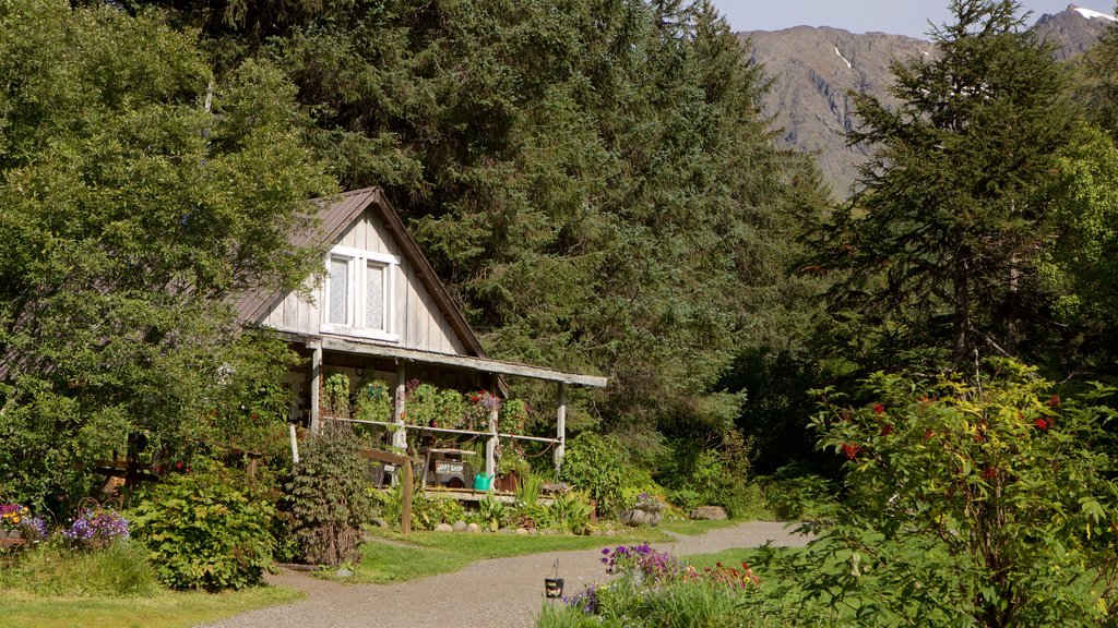 Crow Creek Mine som inkluderer rolig landskap og hus