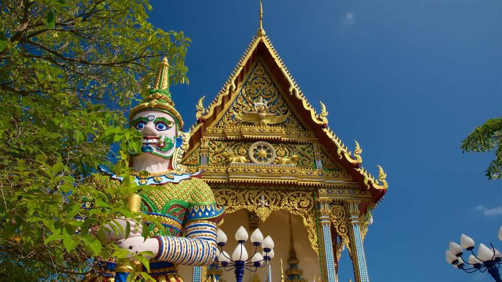 Wat Plai Laem featuring a temple or place of worship