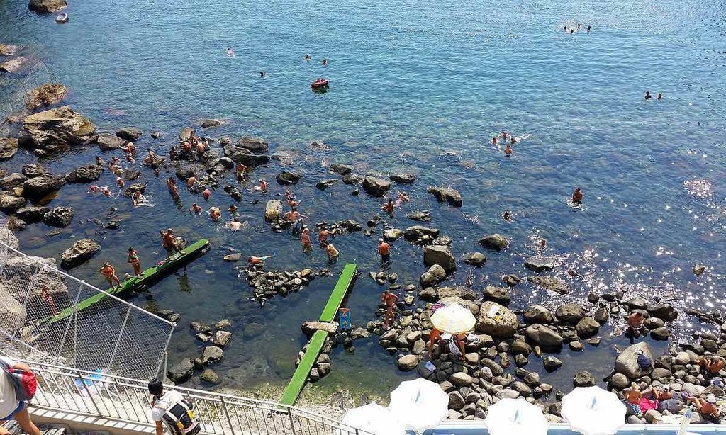 1280px-Ischia__Sorgeto.jpg?1562922336