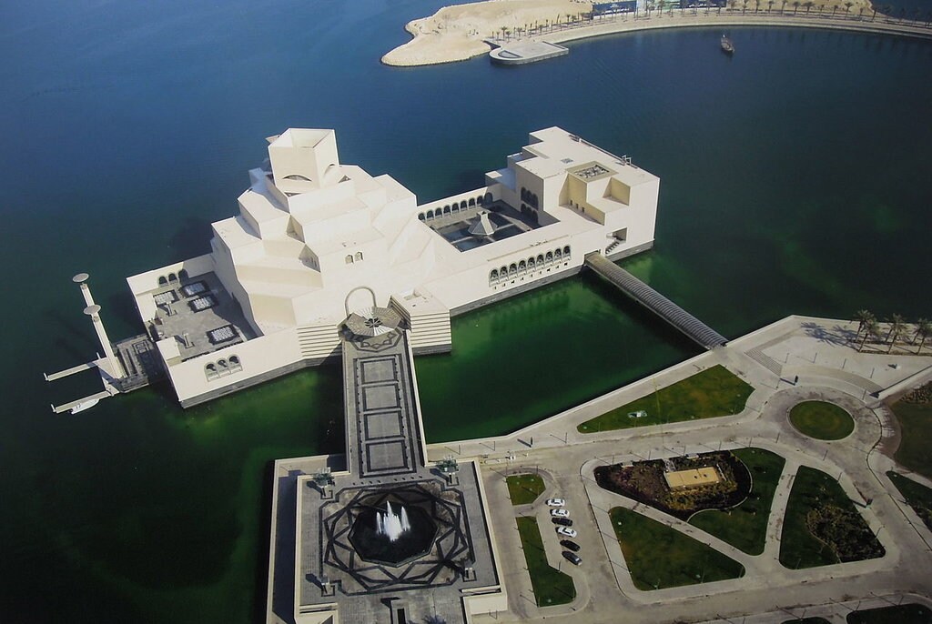 1280px-View_of_Museum_of_Islamic_Art_Qatar_from_above.jpg?1574621256