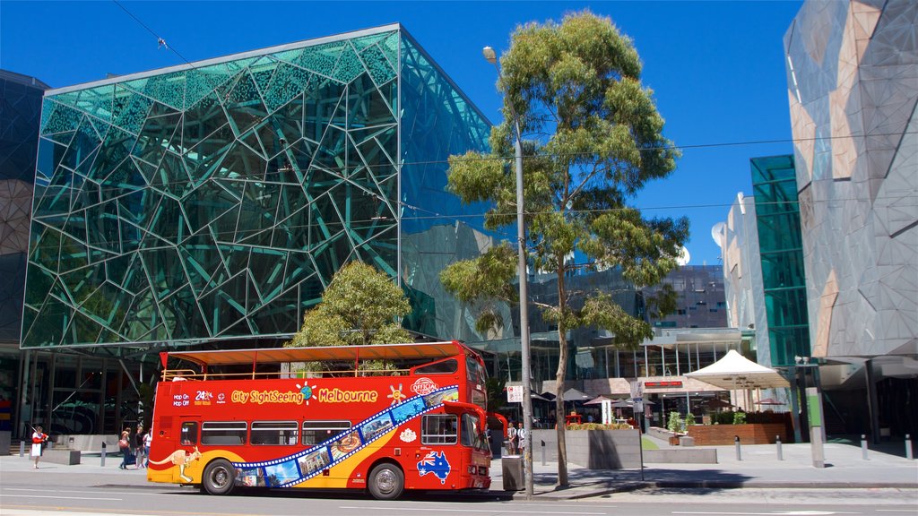 Federation Square showing modern architecture, street scenes and a city