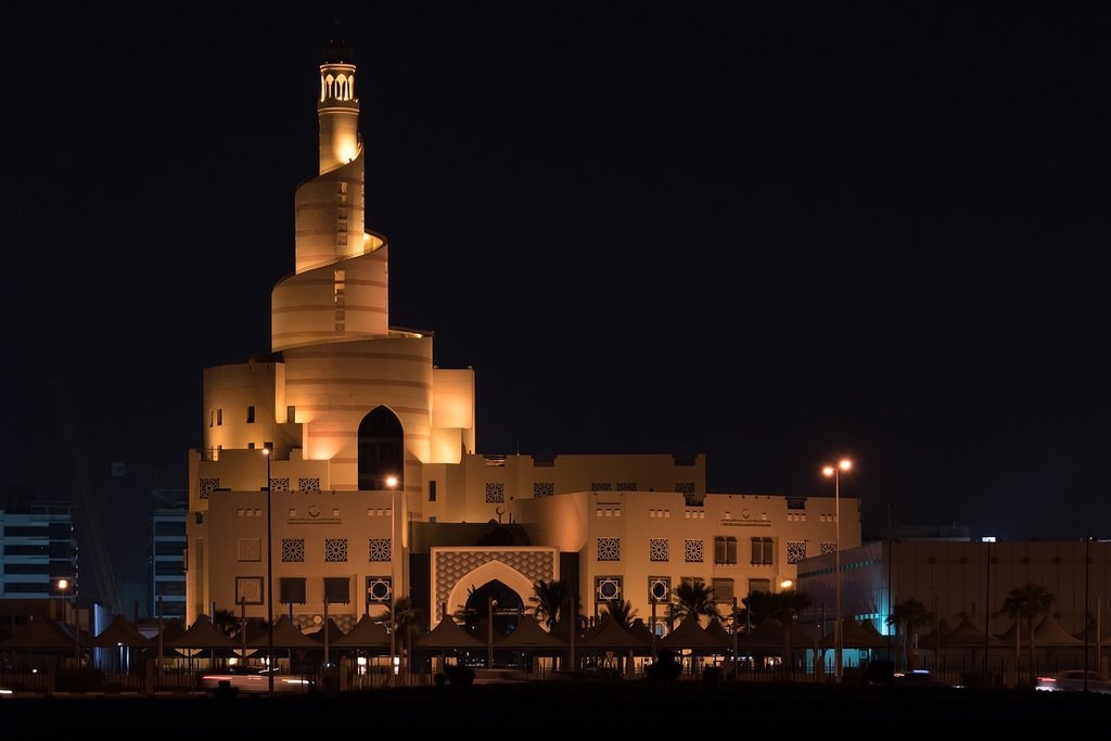 1620px-Fanar_Qatar_Islamic_Culture_Center.jpg?1575024235