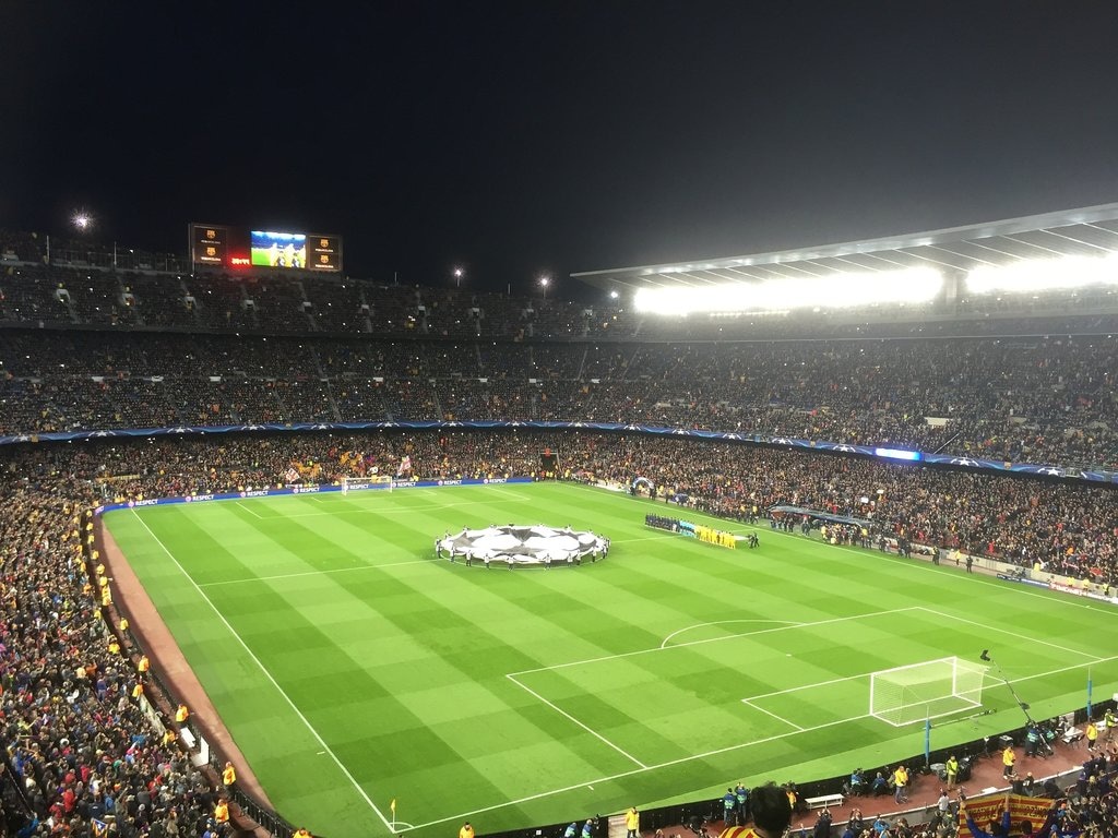 fc-barcelona-1314076_1920.jpg?1574603925