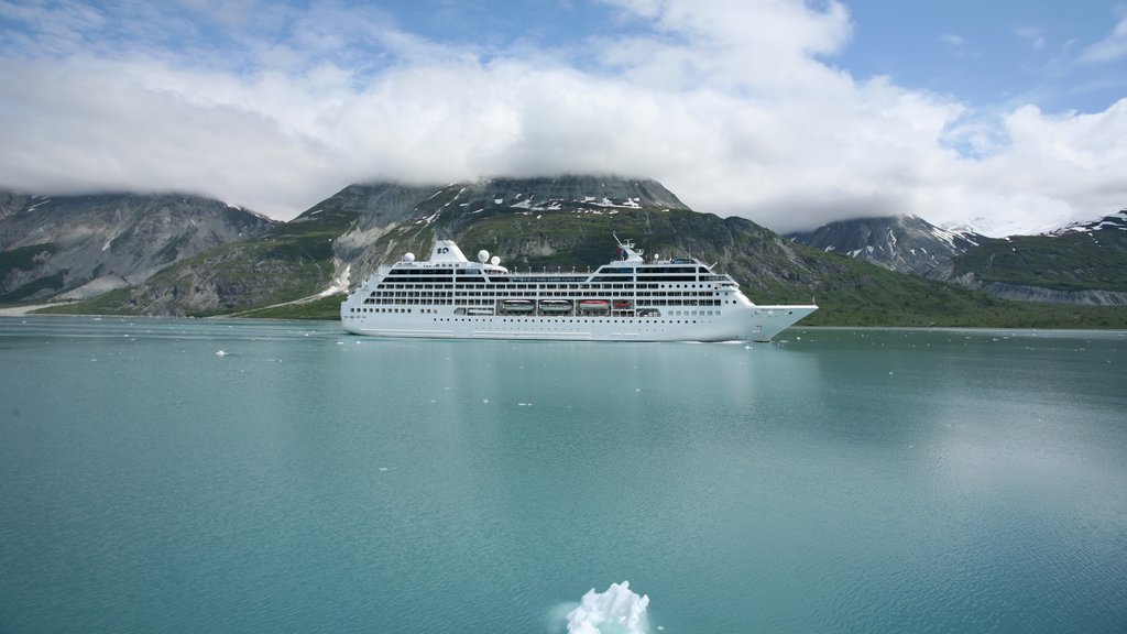 Glacier Bay National Park which includes a bay or harbor, mountains and cruising