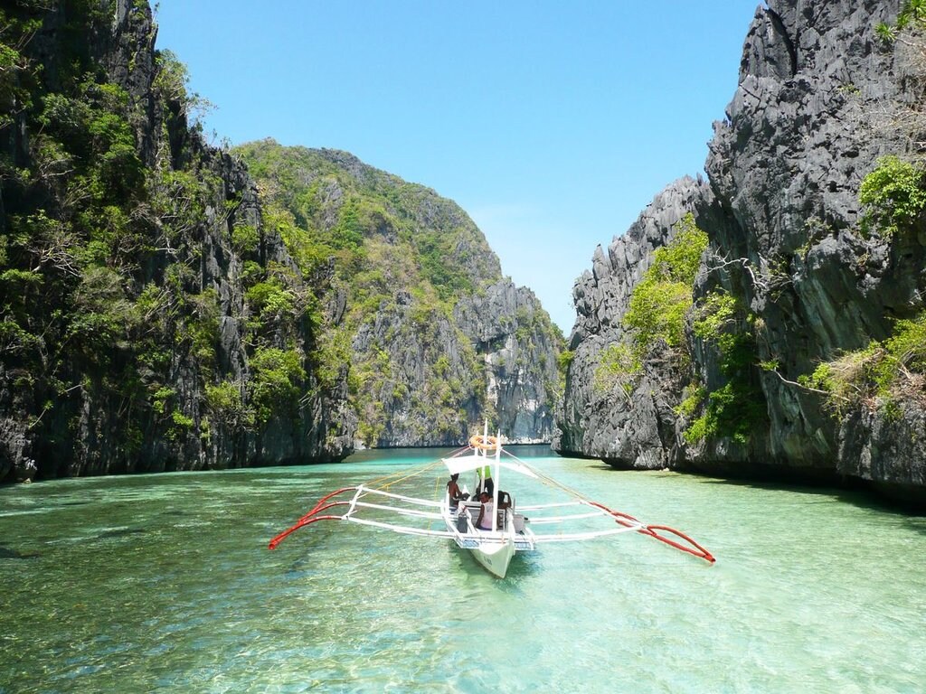 boat-el-nido-philippines.jpg?1579163745