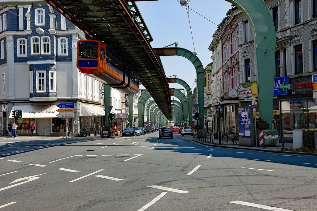 wuppertal-schwebebahn.jpg?1579878903