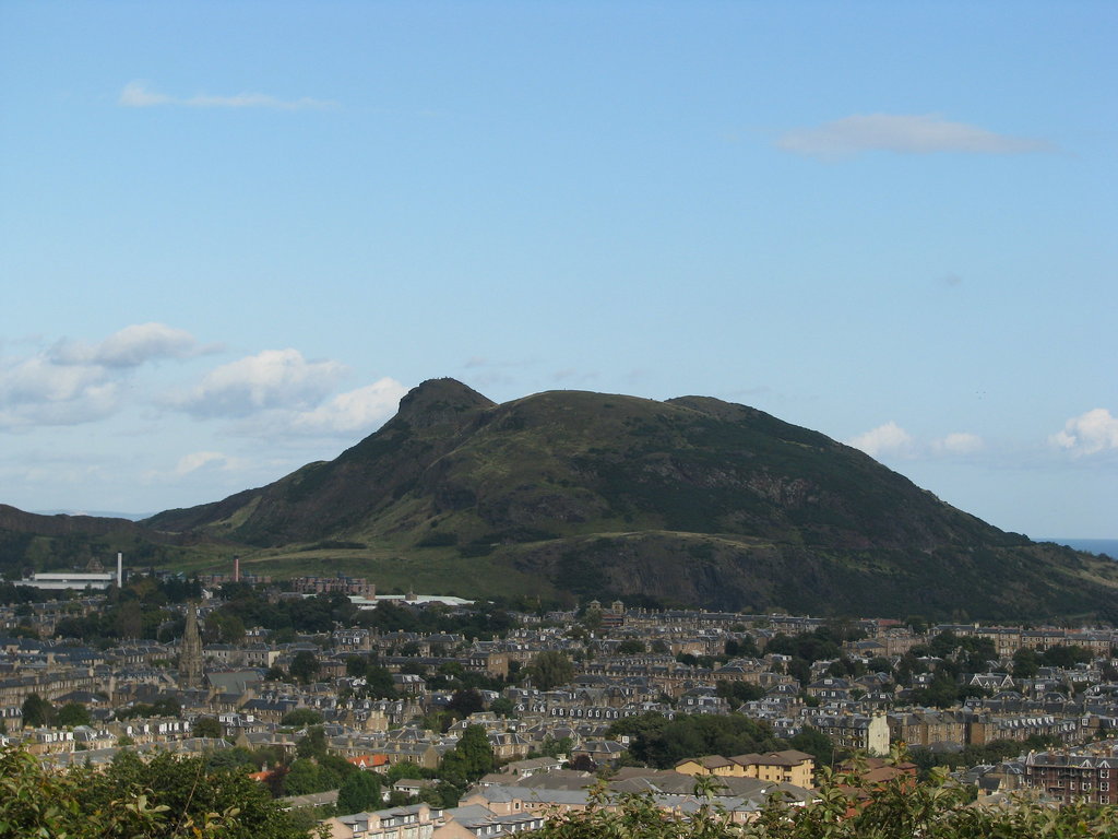 Guide To Climbing Arthur's Seat In Edinburgh | Explore By Expedia