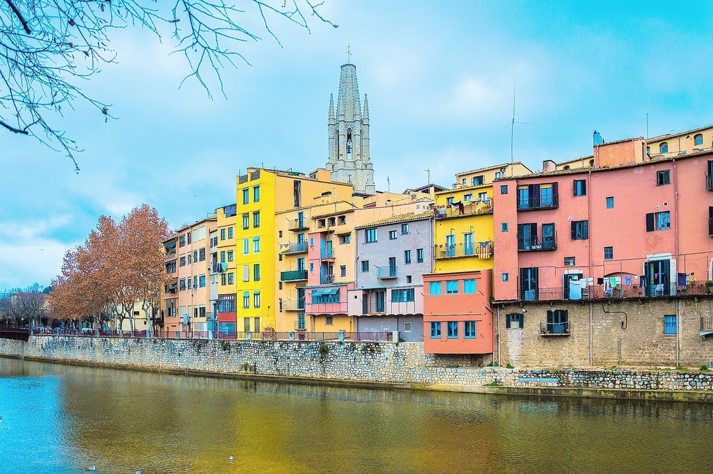 girona-3847277_1920.jpg?1580894085