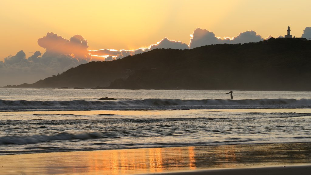 Northern Rivers featuring a beach