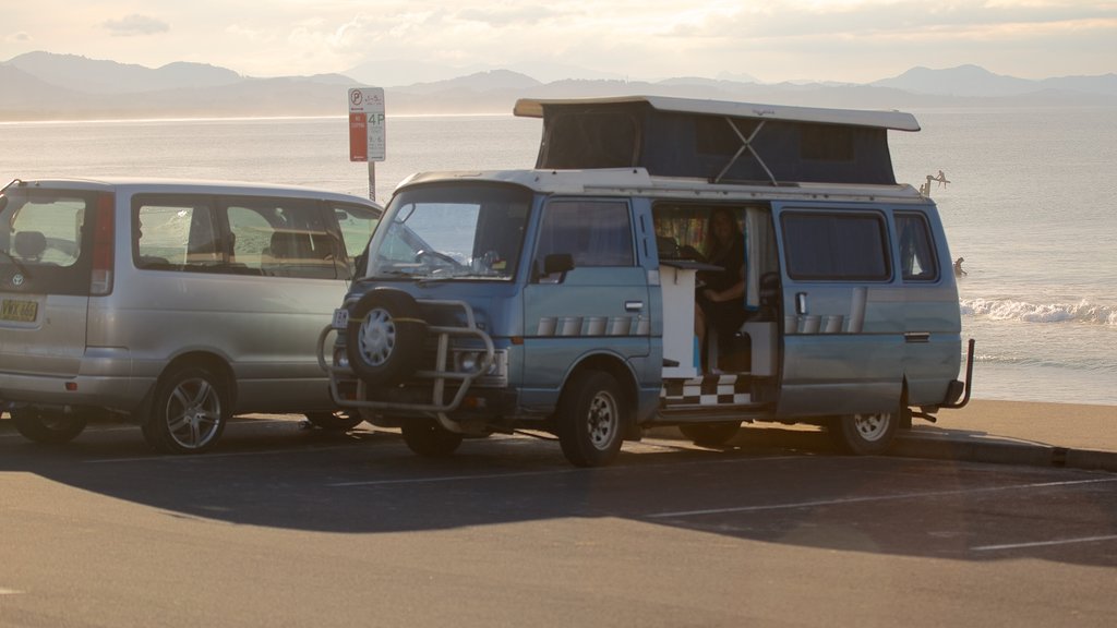 Northern Rivers showing street scenes, a bay or harbour and vehicle touring