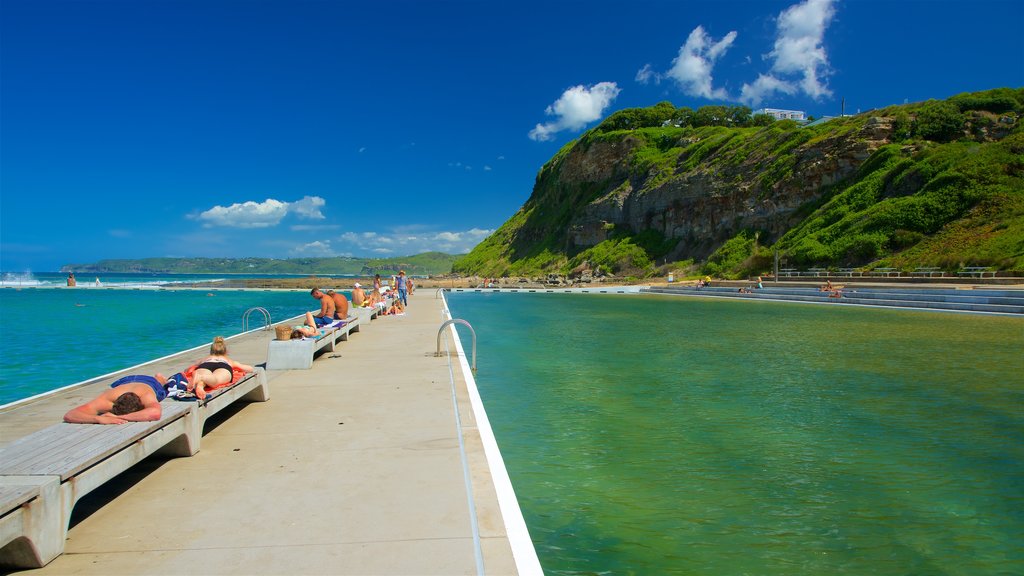 Newcastle mettant en vedette une piscine