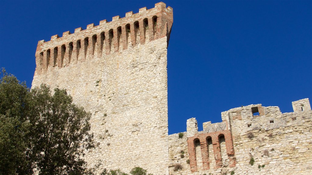 Castiglione del Lago ofreciendo elementos del patrimonio