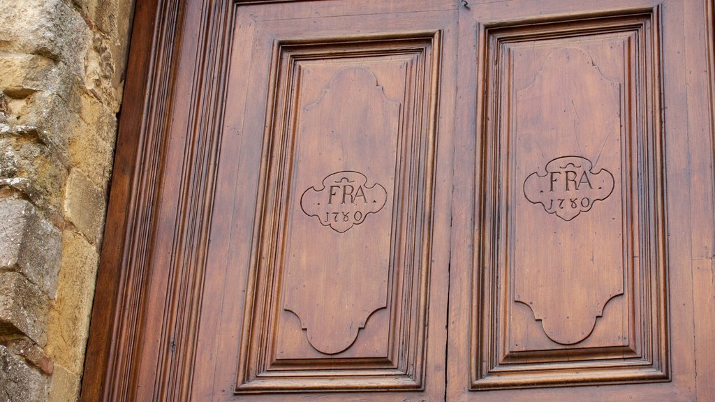 Montepulciano featuring signage