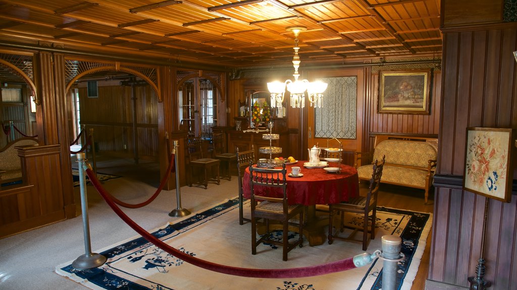 Winchester Mystery House toont interieur