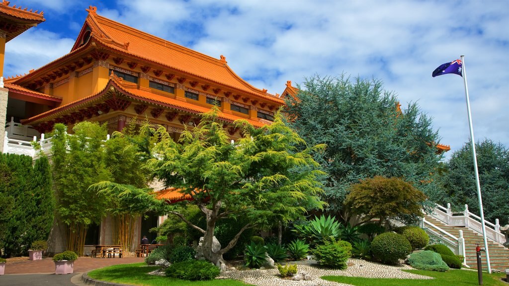 Nan Tien Temple mostrando un templo o sitio de culto