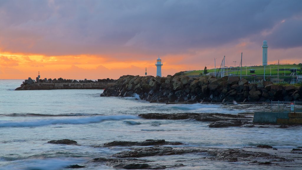 Wollongong North Beach showing a beach and a sunset