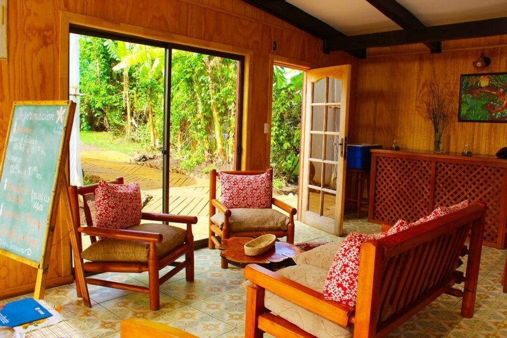 interior.caba%C3%B1a-madera-sillones-y-muebles-de-madera.jpg?1587460892