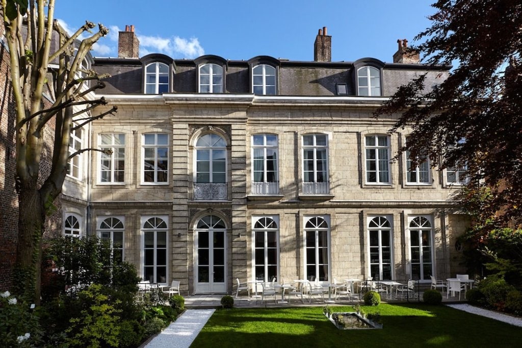 Clarence_Hotel.jpg?1587566239