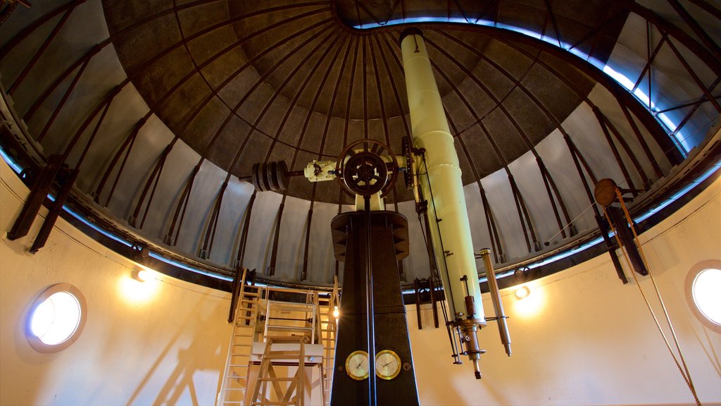 Cincinnati Observatory Center ofreciendo vista interna y un observatorio