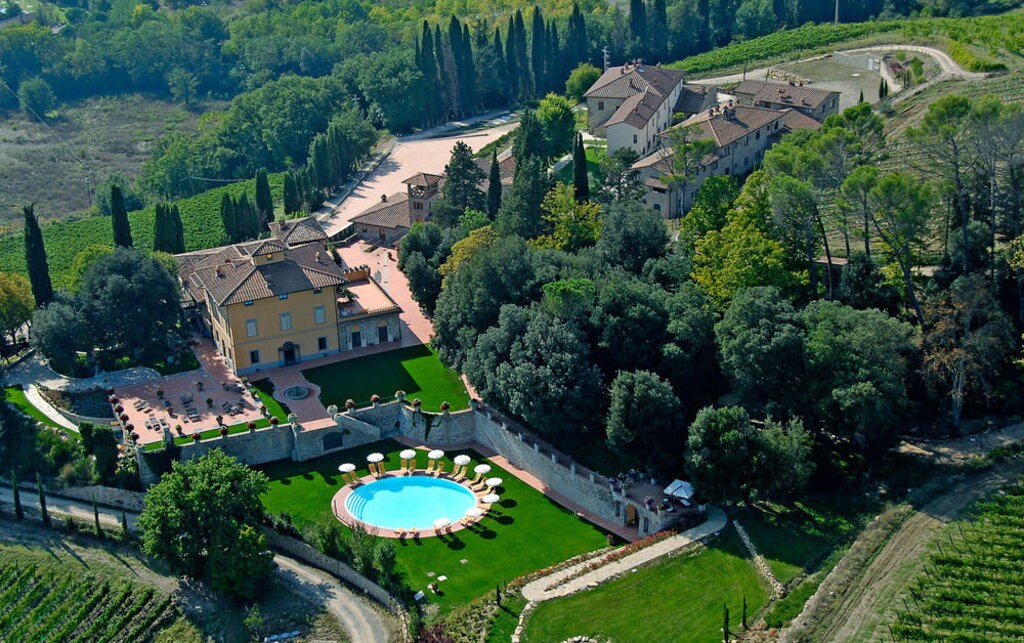 vista-aerea-del-hotel-villa-campomaggio.jpg?1587642476