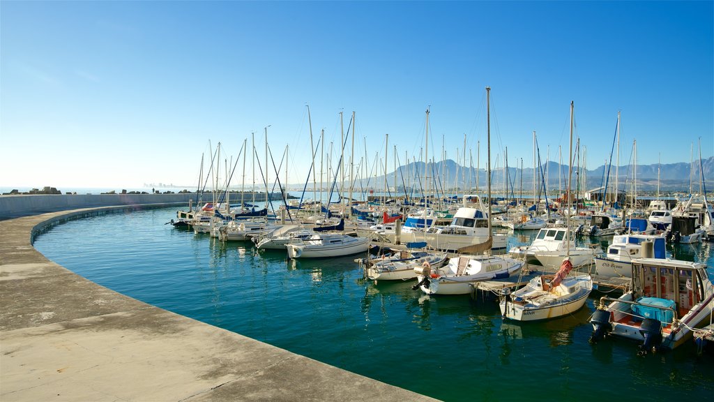 Gordon\'s Bay das einen Bucht oder Hafen